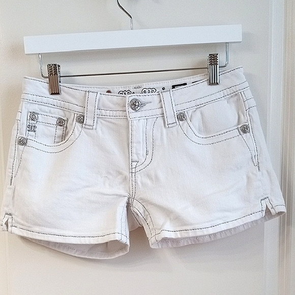 Miss Me White Jean Shorts with Bling Button Details - Picture 1 of 10